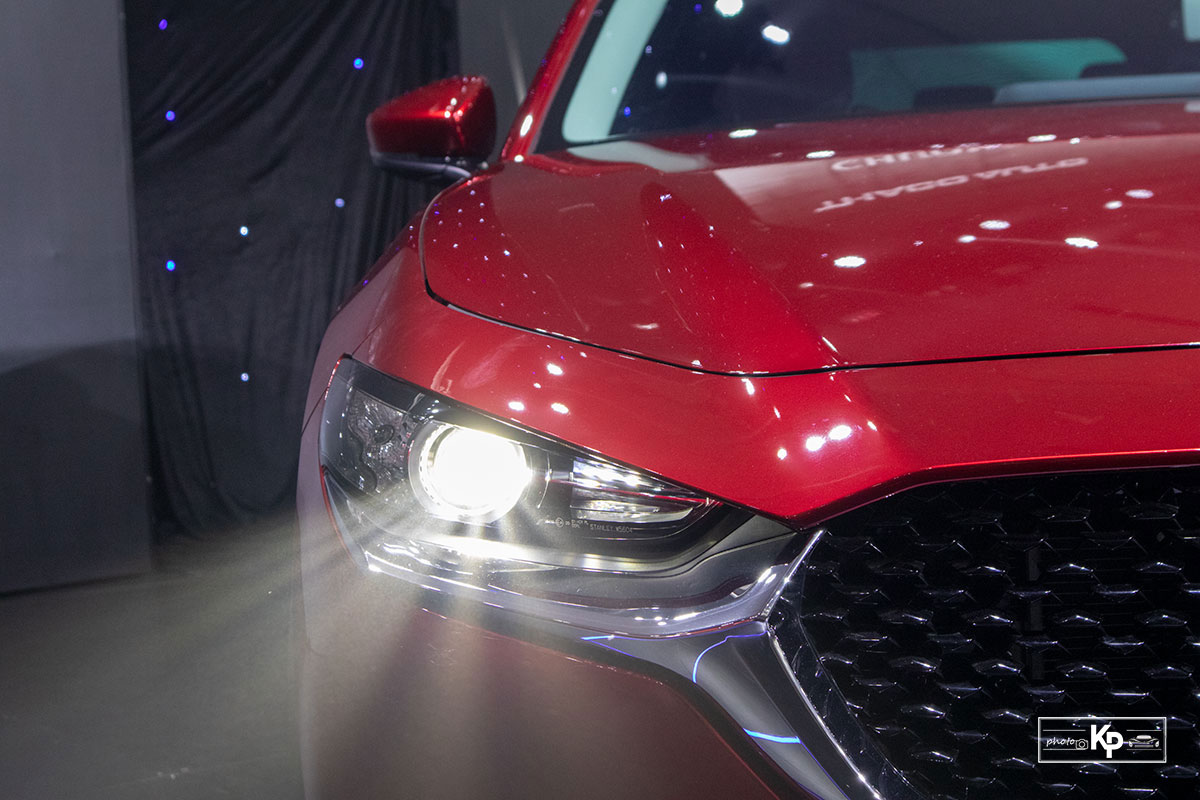 Ảnh Đèn pha xe Mazda CX-30 2021 