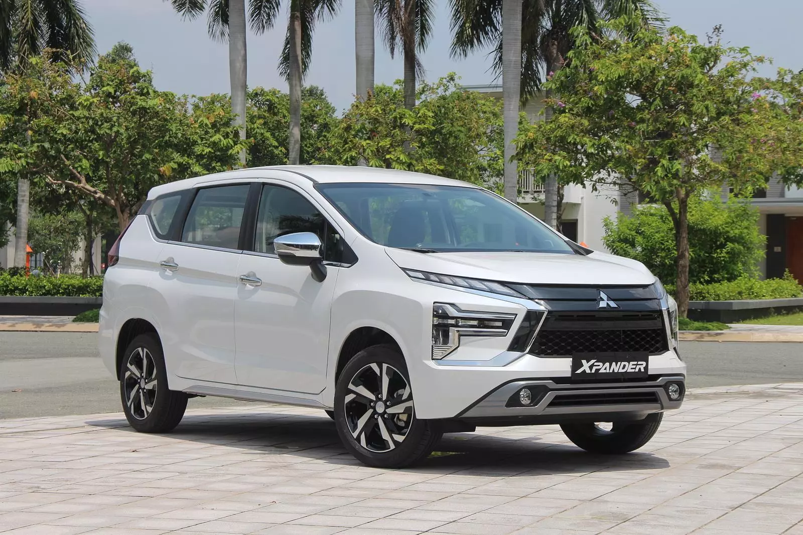 Mitsubishi Xpander có giá bán tốt hơn so với đối thủ